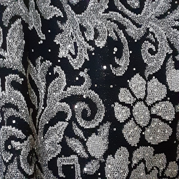 ST JOHN EVENING ONE SHOULDER GOWN, Black/Silver, Size 12 - Picture 9 of 15